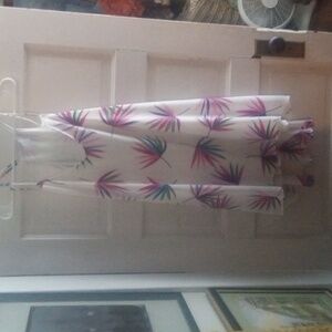 WHITE W/ COLORFUL LEAF PATTERN SUMMER DRESS